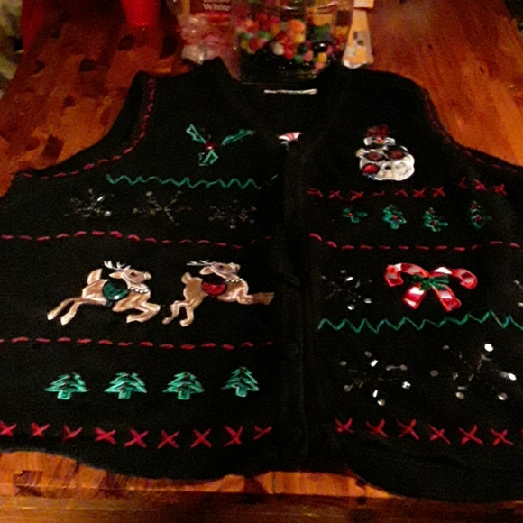 Christmas  Knitted  VEST Other - CHRISTMAS  SWEATER  VEST--  WOMENS  2XL ??